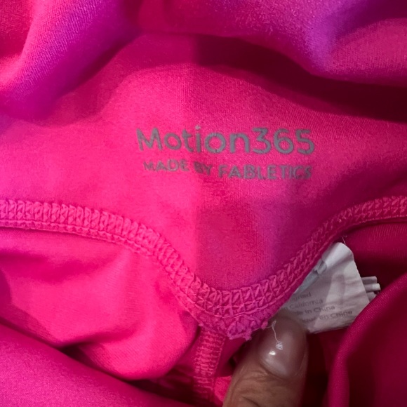 Fabletics Bright Pink Sports Bra & Legging Set - Picture 5 of 10